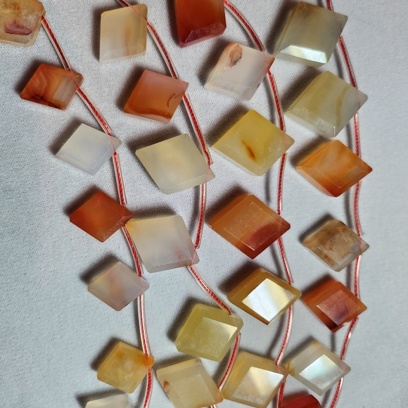 Carnelian Faceted Diamond Beads - Picture 2 of 14